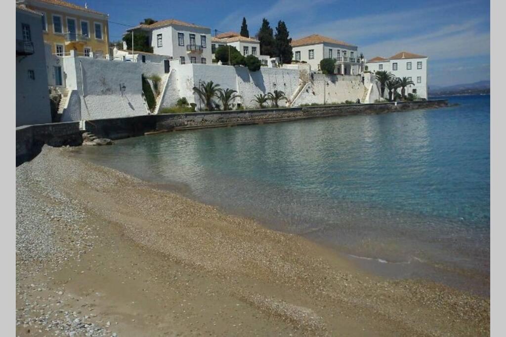 Sunblaze Studios 2 Spetses Town Exterior photo